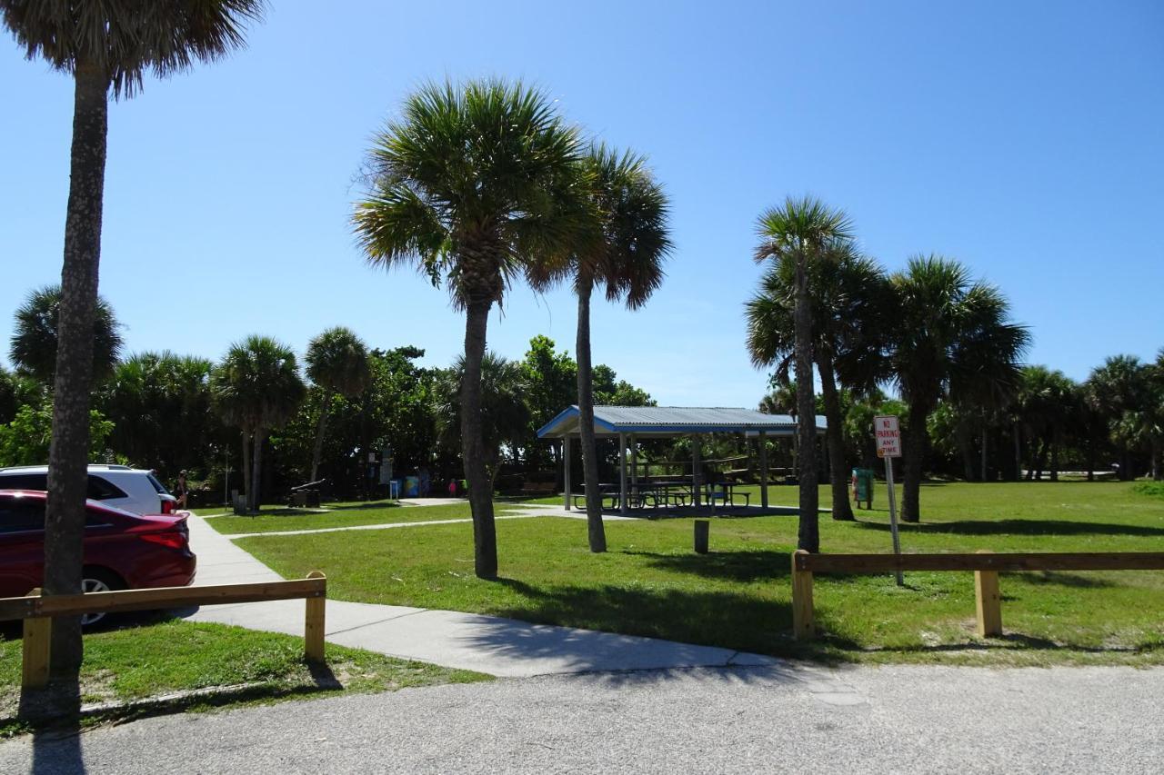 Cozy Canaveral Beach Condo! Next To Nasa Launch Site كيب كانافيرال المظهر الخارجي الصورة