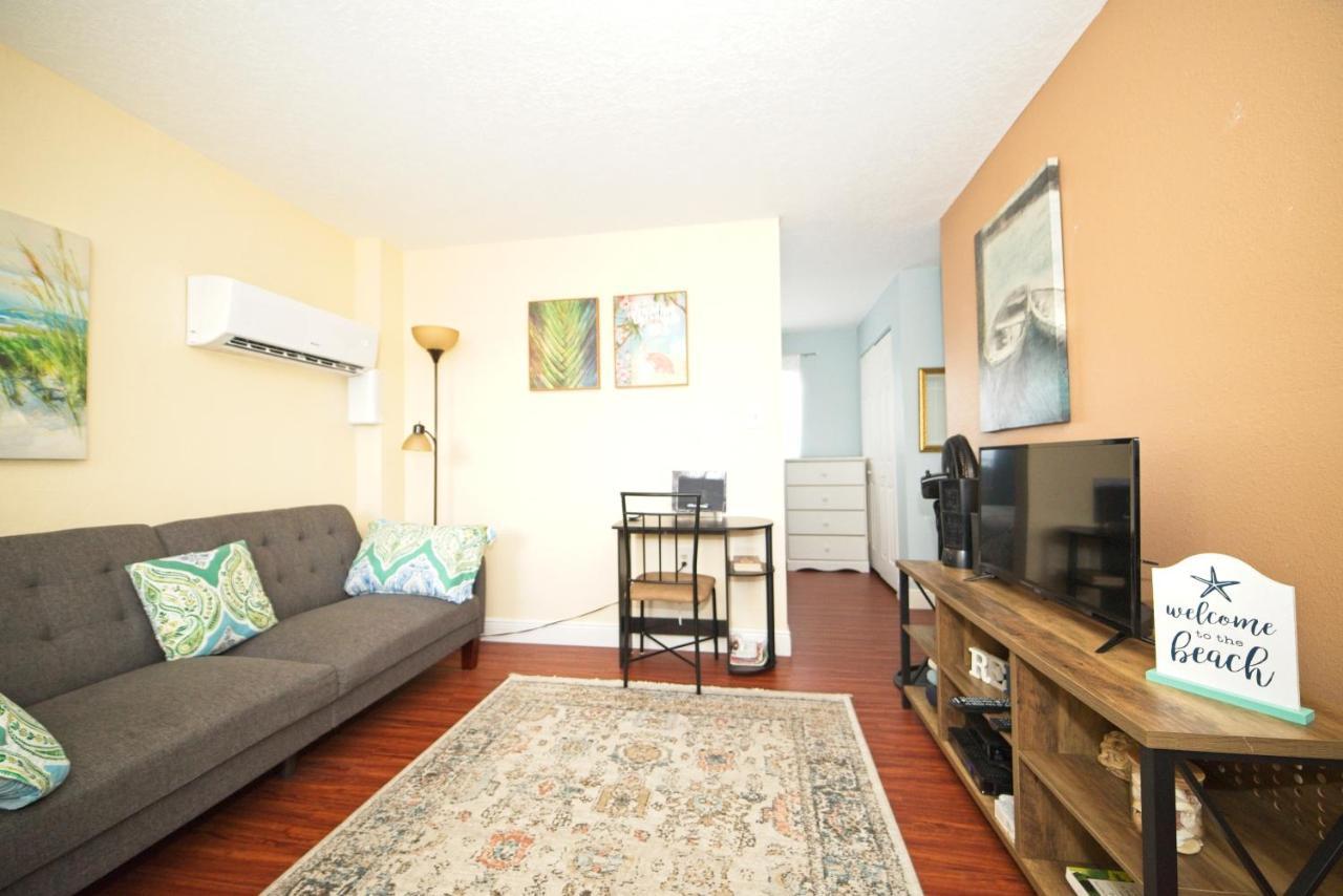Cozy Canaveral Beach Condo! Next To Nasa Launch Site كيب كانافيرال المظهر الخارجي الصورة