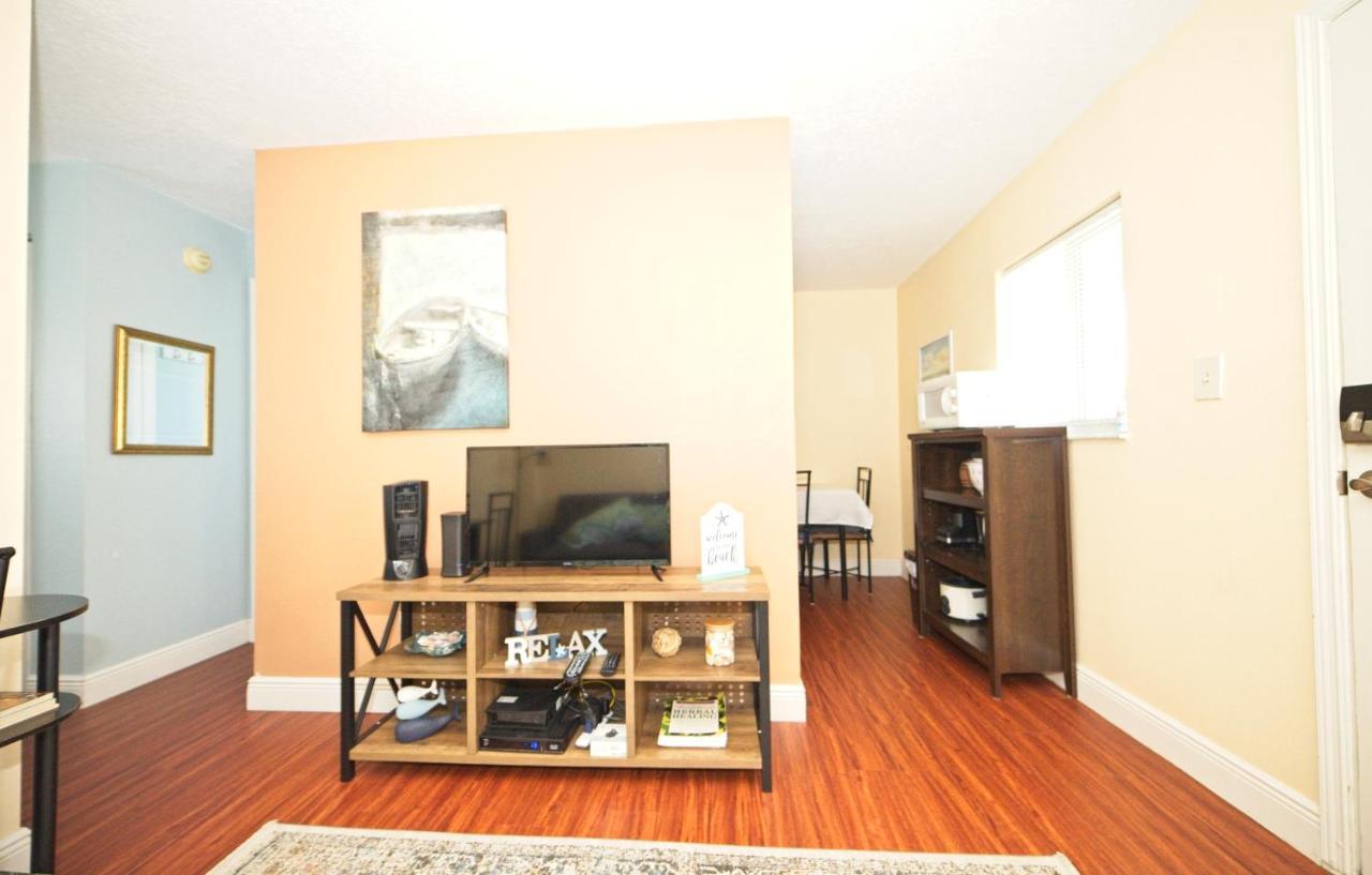 Cozy Canaveral Beach Condo! Next To Nasa Launch Site كيب كانافيرال المظهر الخارجي الصورة