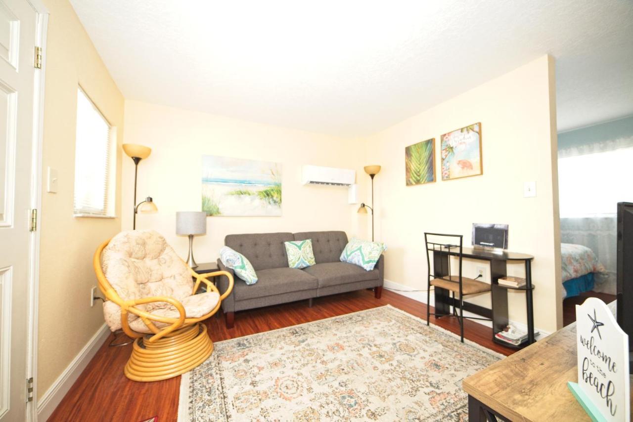 Cozy Canaveral Beach Condo! Next To Nasa Launch Site كيب كانافيرال المظهر الخارجي الصورة